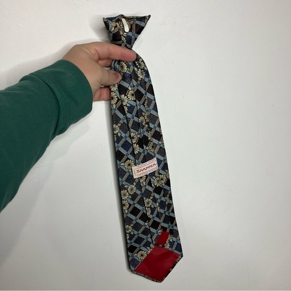 Vintage Snappon tie clip on floral tie - Picture 6 of 6